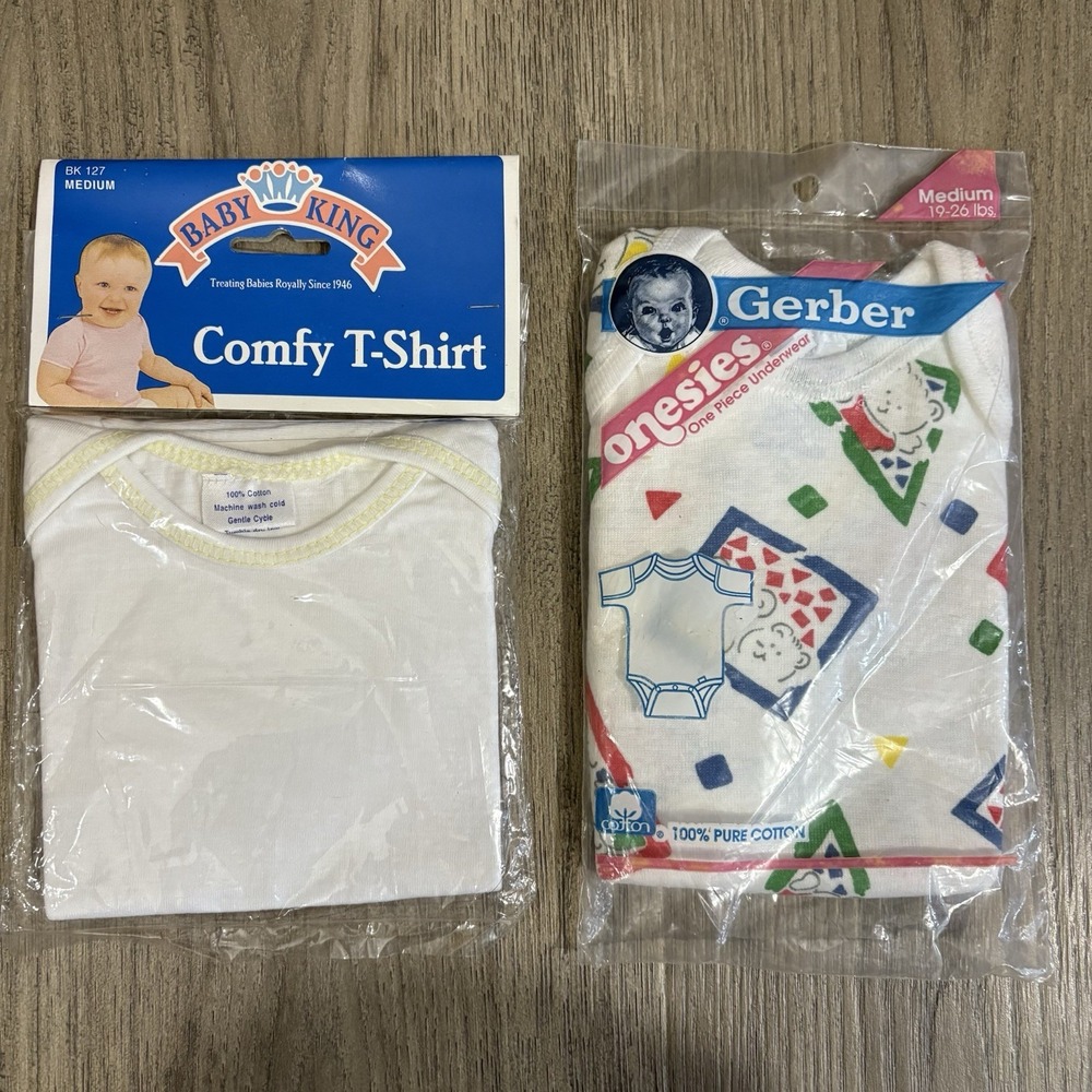 Vtg Lot 1990 Gerber Newborn Baby Sz‎ M Sleeper Onesie Baby King T-shirt 1997 NEW